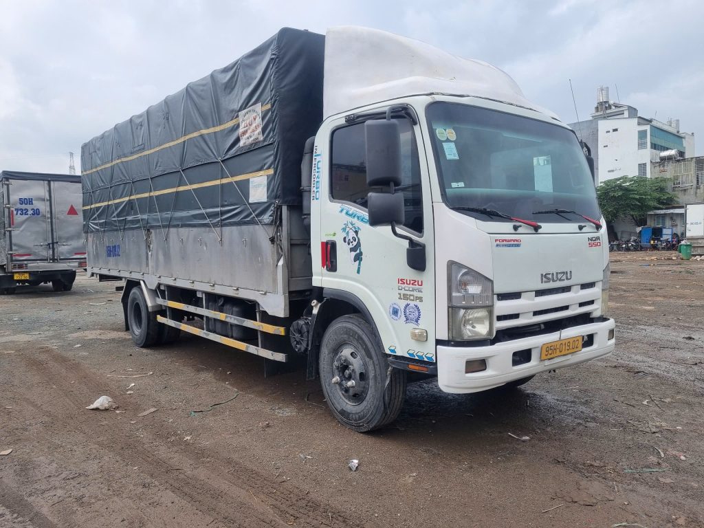 Dịch vụ vận chuyển nguyên chuyến xe tải Hà Nội đi Đà Nẵng
