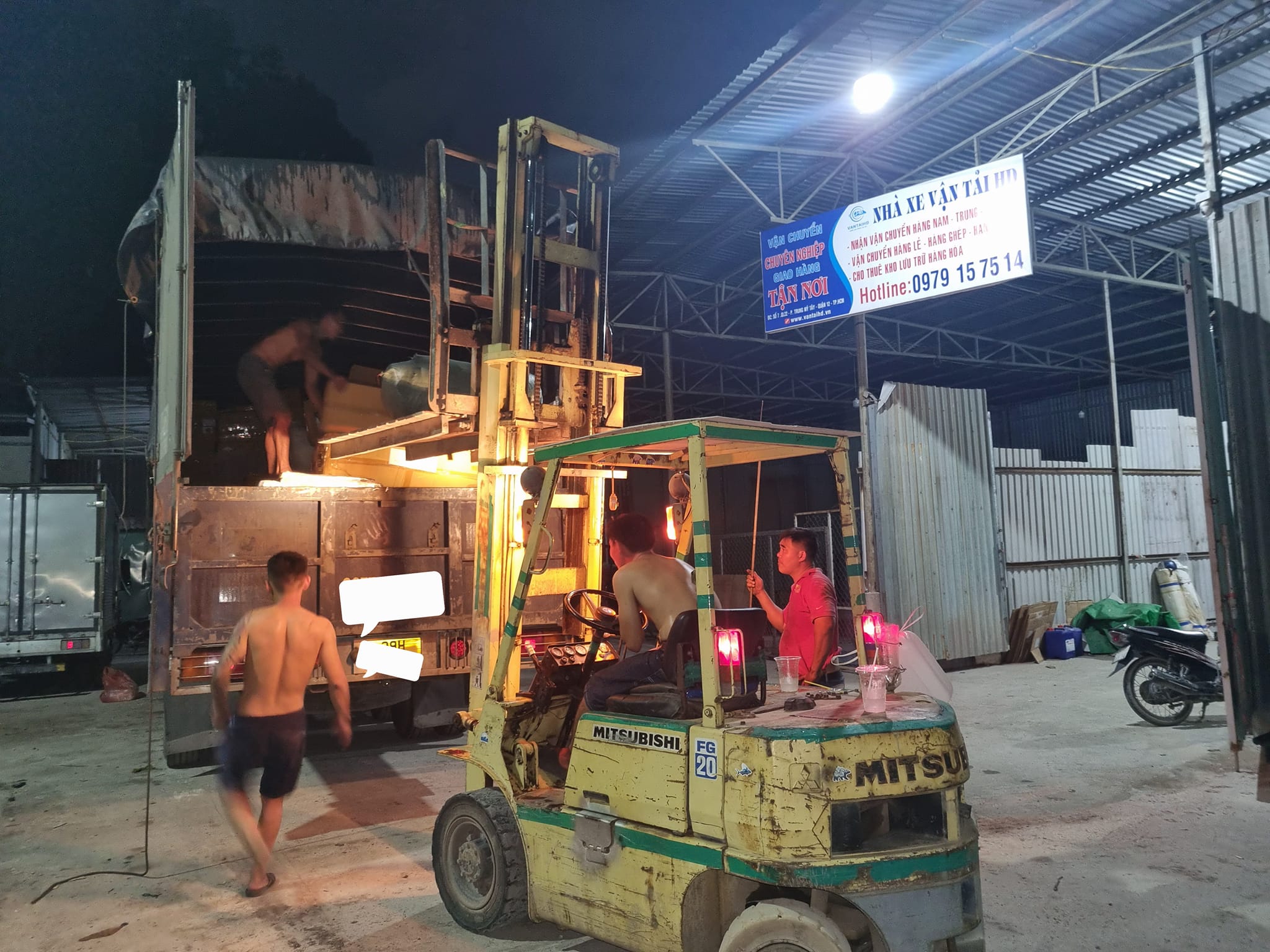 Vận chuyển hàng hoá từ TPHCM đi Bắc Giang Ho-tro-mien-phi-khi-gui-hang-tu-TPHCM-di-Bac-Giang-tai-HD