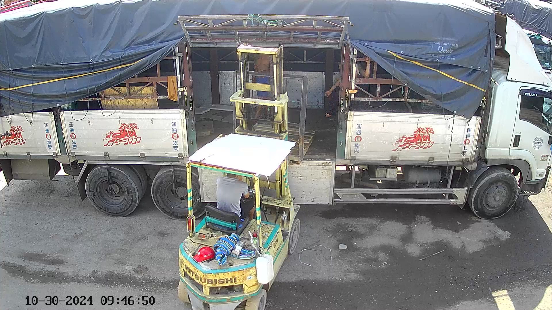 Vận chuyển hàng hoá từ HCM đi Phú Thọ Van-chuyen-hang-hoa-tu-TPHCM-di-Phu-Tho